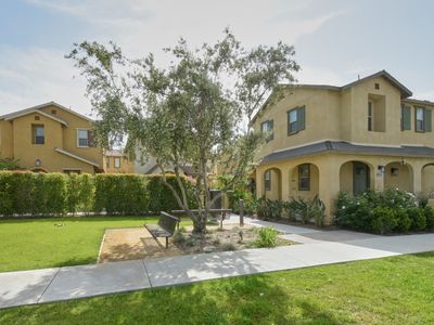 904 N Alameda Ave, Azusa, CA, 91702