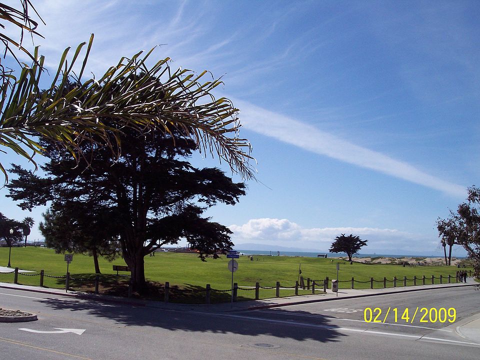 View Ocean, Islands & Marina Park