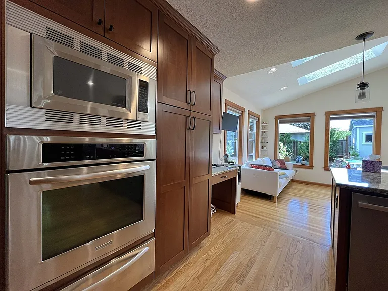 1195 NW 122nd Ave — Photo 13