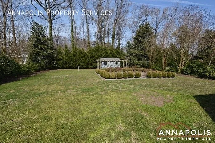 208 Avondale Cir — Photo 28