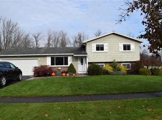 23 Teresa Cir, Rochester, NY 14624