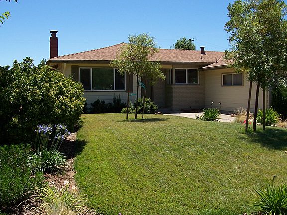 3rd image of 9096 Pershing Ave