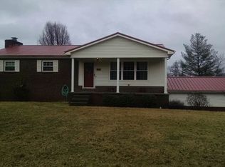 611 Hidden Valley Rd, Kenova, WV 25530