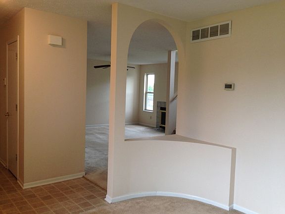 4th image of 5029 Amblyn Ct
