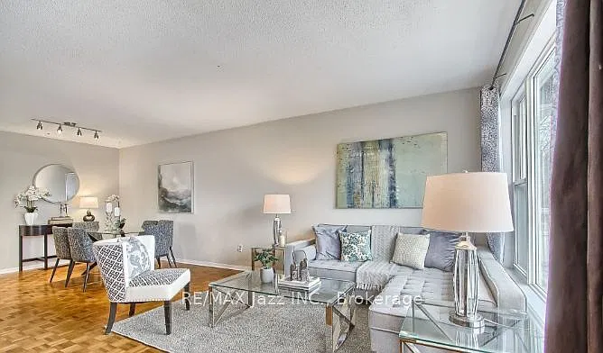 3 bed, $2,595 — Photo 3
