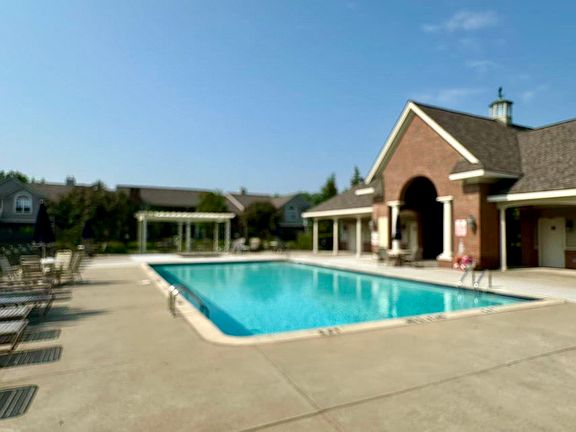 2nd image of 44259 Princeton Dr