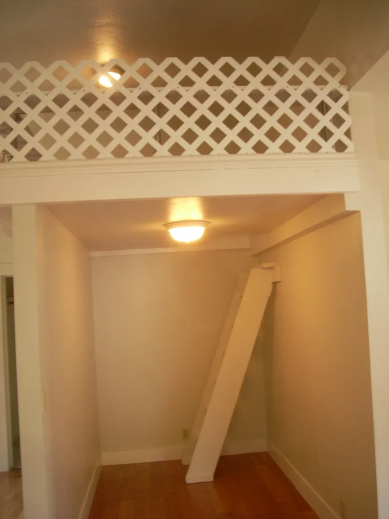 1 bed, 700 sqft, $1,100 — Photo 4