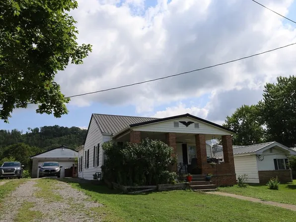 905 John St, West Portsmouth, OH 45663