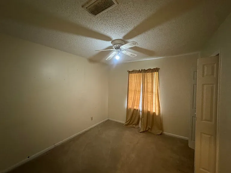 3324 Cross Creek Dr — Photo 16