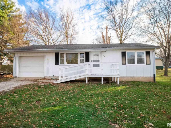 314 W Peoria St, Elmwood, IL 61529