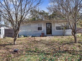 1516 Powers St, Lawrence, KS 66044