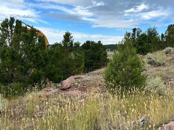 102 Kestrel Cir, Dutch John, UT 84023