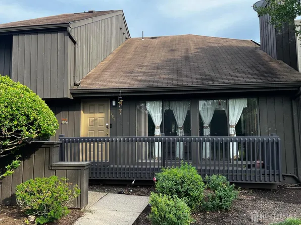 187 Westgate Dr, Edison, NJ 08820