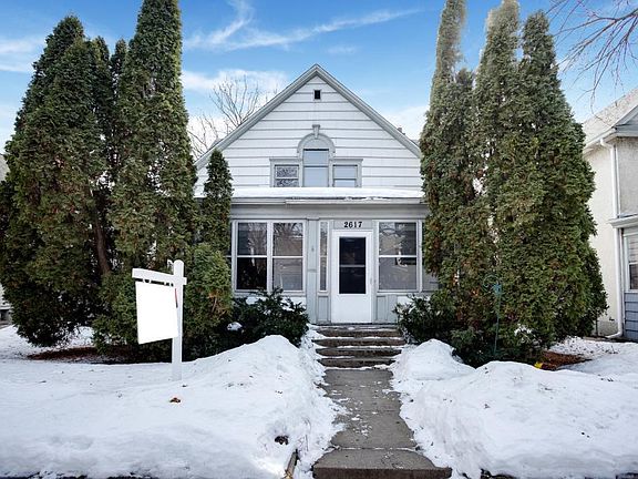2nd image of 2617 22nd St E