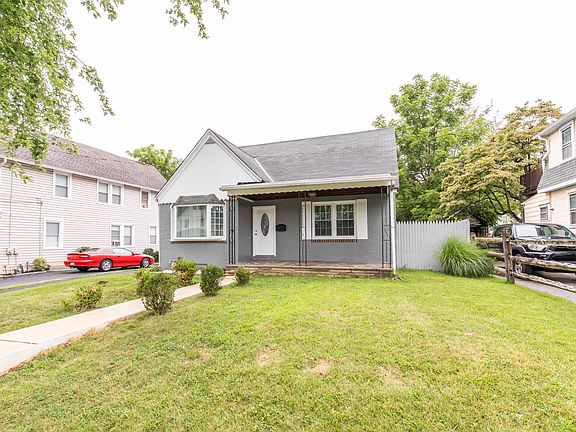 3rd image of 4021 Berry Ave
