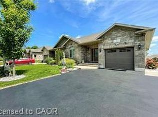 9 William St S, Minto, ON N0G1M0