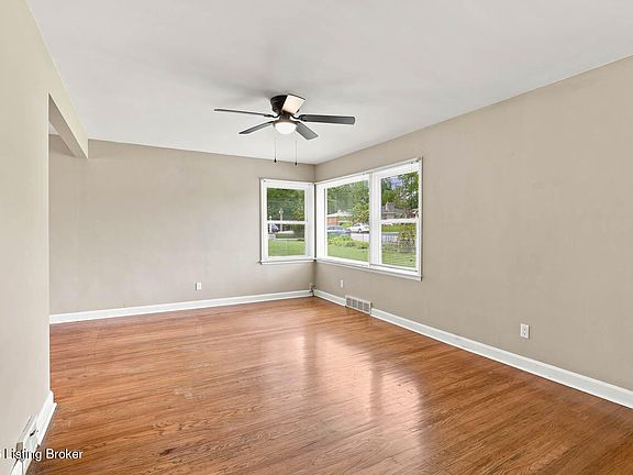 5th image of 7709 Chet Ln