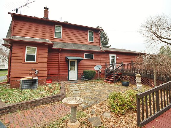 4th image of 1149 Bradford St NW