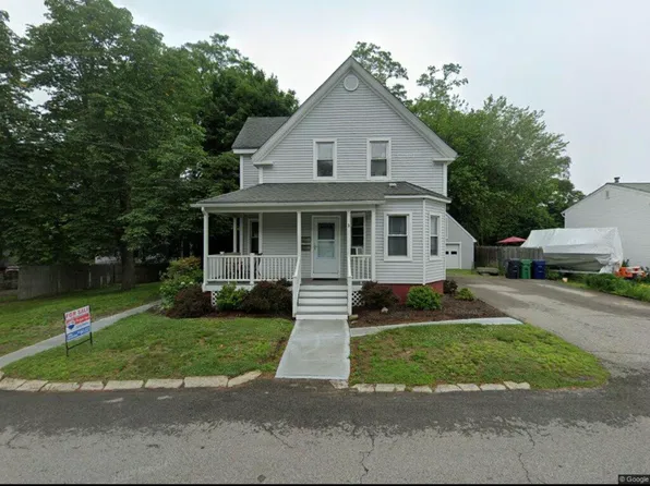 3 Jefferson St #1, Warwick, RI 02888