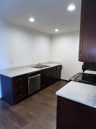 2040 Andress Ln Photo 1