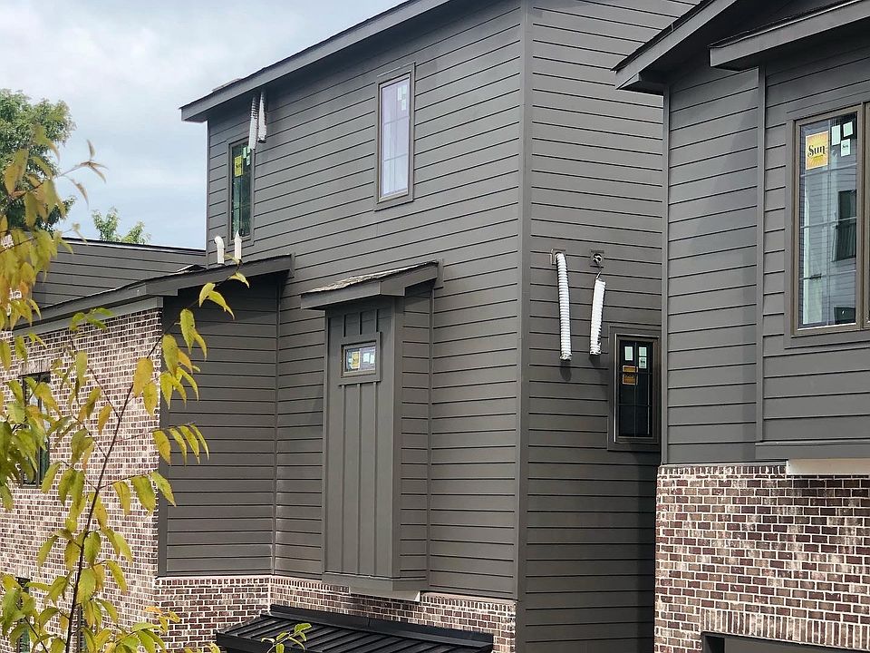 2nd image of 1113 Wade Ave