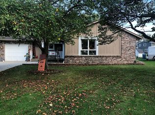 760 Westwood Dr, Ottawa, IL 61350