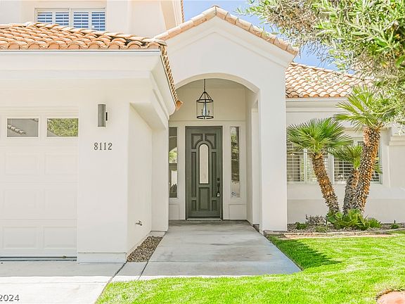 4th image of 8112 Lake Hills Dr