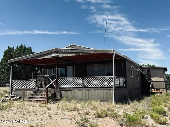 32 Stewart Rd, Seligman, AZ 86337