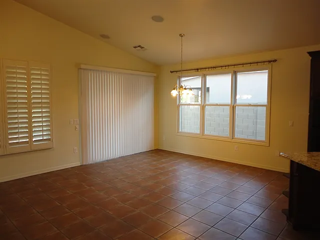 3 bed, 2.0 bath, 2155 sqft, $2,750 — Photo 4