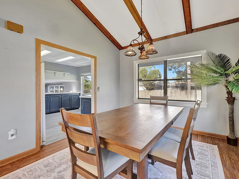 3866 Allenwood St — Photo 13