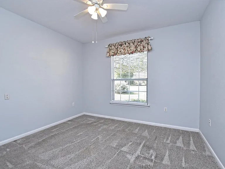 117 Beautybush Trl — Photo 20