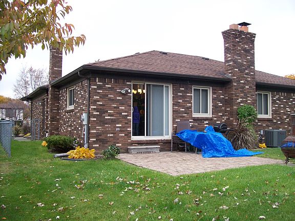 5th image of 1828 Grove Park