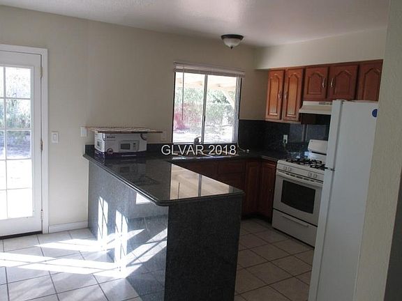 4th image of 5487 Berchmans Ave
