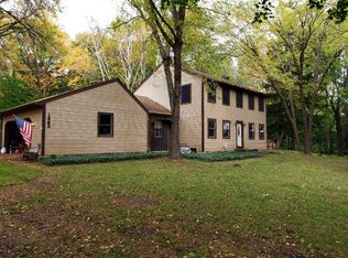 1262 Gavin Rd, Neenah, WI 54956