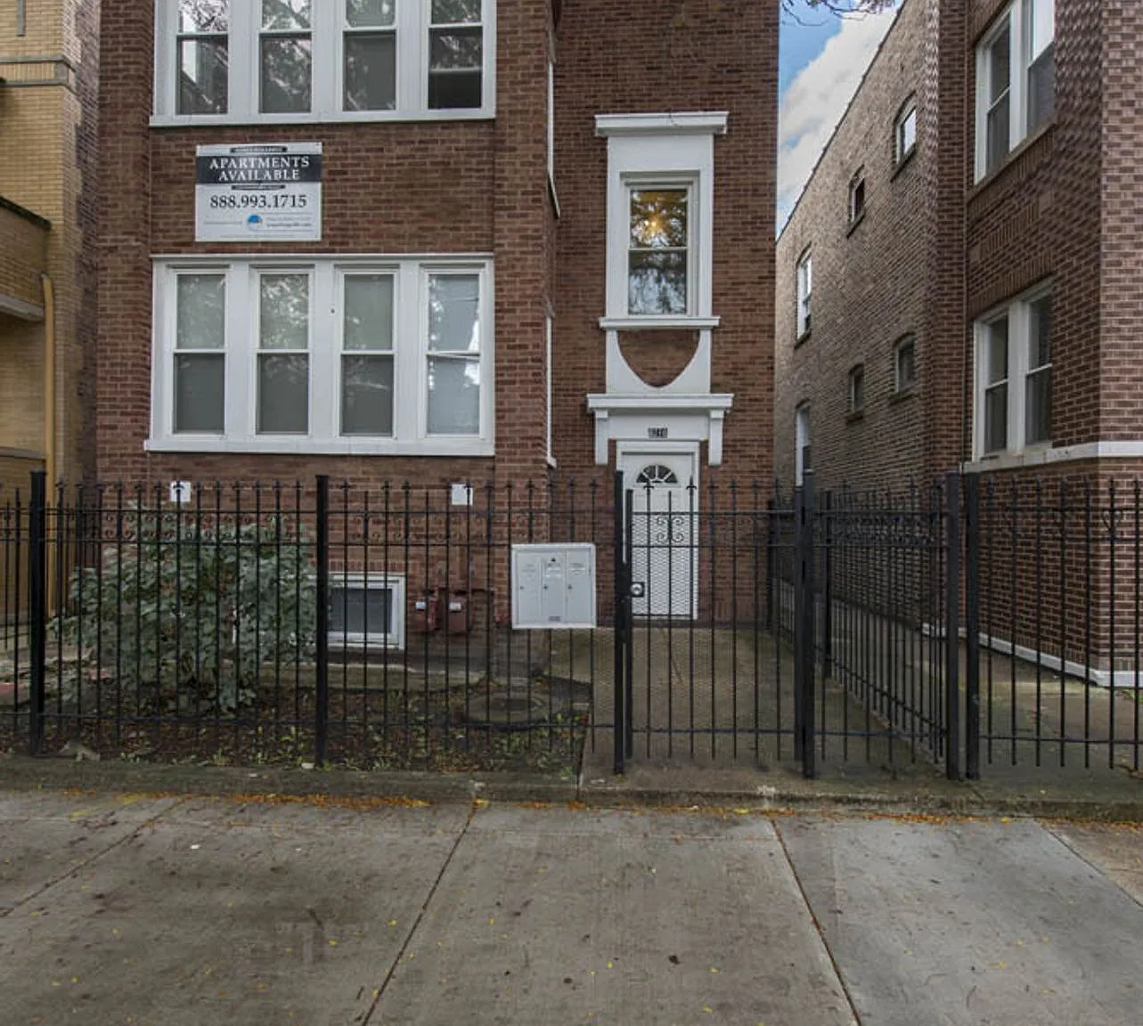 6210 S Whipple — Photo 3