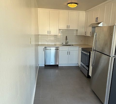 2nd image of 2633 Greenwich St APT 301