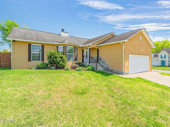 3rd image of 1412 Windgrove Ln