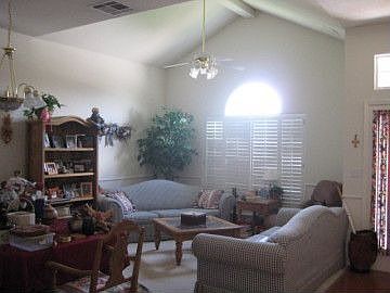 3rd image of 1371 Wyatt Earp St