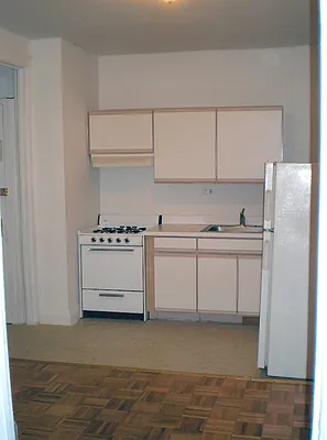 Rented by City Connections Realty | media 18