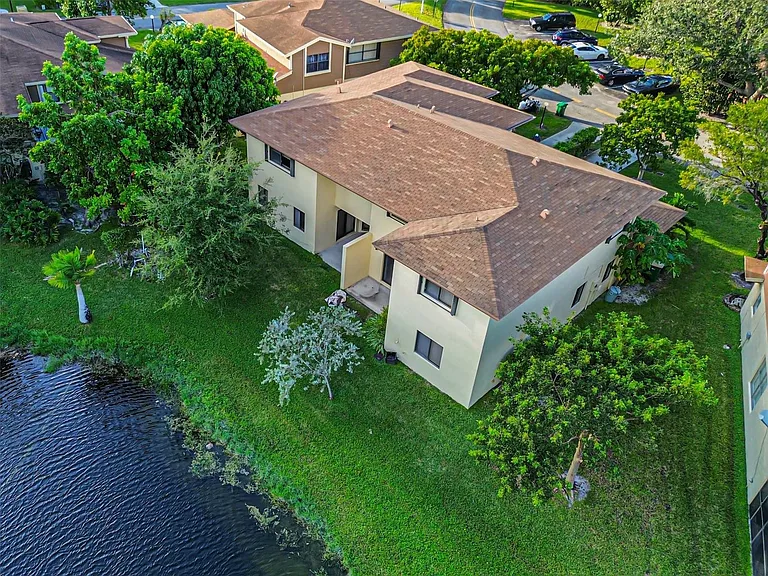 6094 Live Oak Ct #B — Photo 22