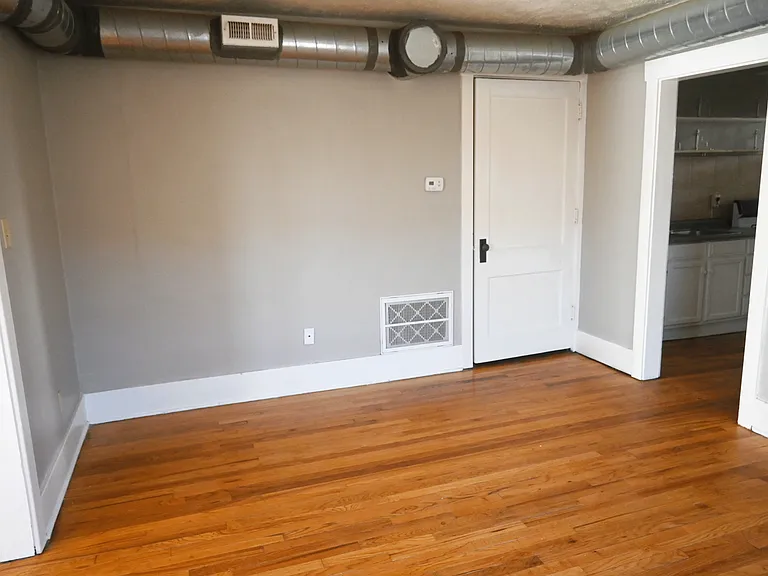 3506 Jackson St — Photo 25