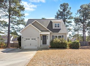696 Valley Oak Dr, Bunnlevel, NC 28323