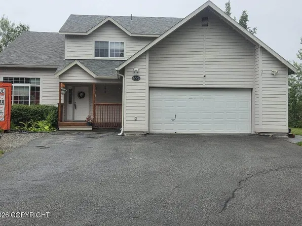 8720 E Times Square Cir, Palmer, AK 99645