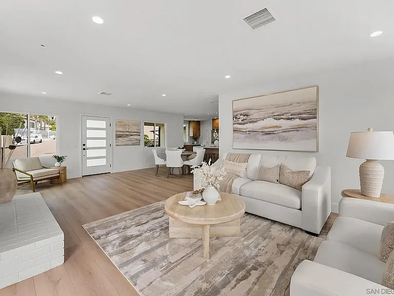 5576 Chelsea Ave #5576 — Photo 3