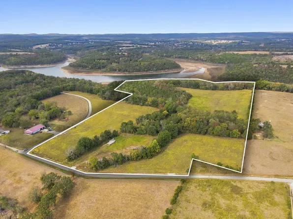 000 Five Brothers Road, Protem, MO 65733