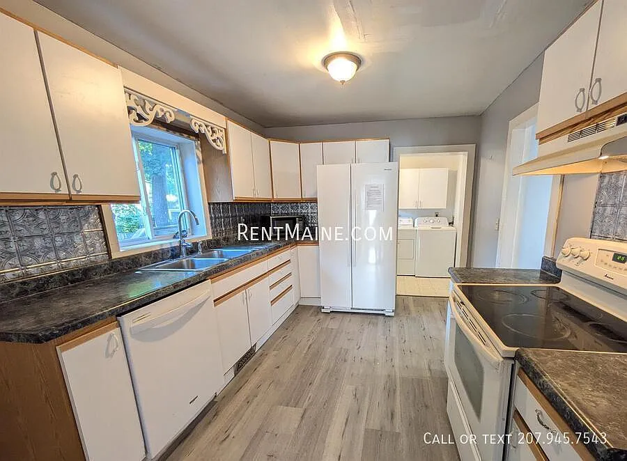 2 bed, 1.5 bath, $1,725 — Photo 1