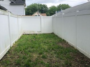 129 Brick St #L-8P, Throop, PA 18512