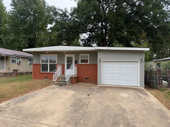 910 Rocky St, Benton, AR 72015