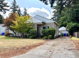 11600 SE Hawthorne St, Portland, OR 97216