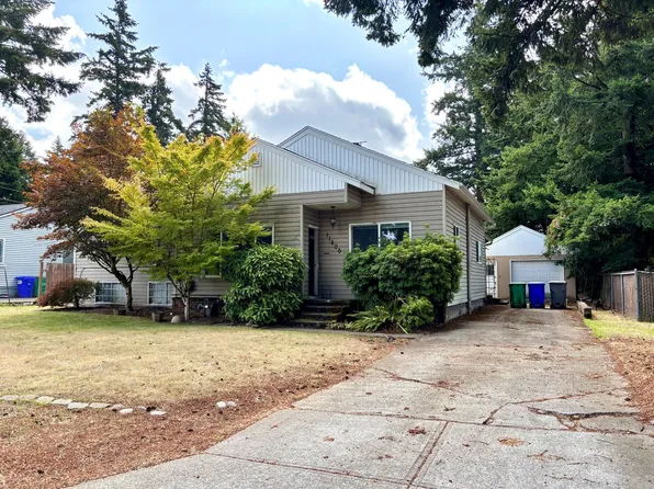 11600 SE Hawthorne St, Portland, OR 97216